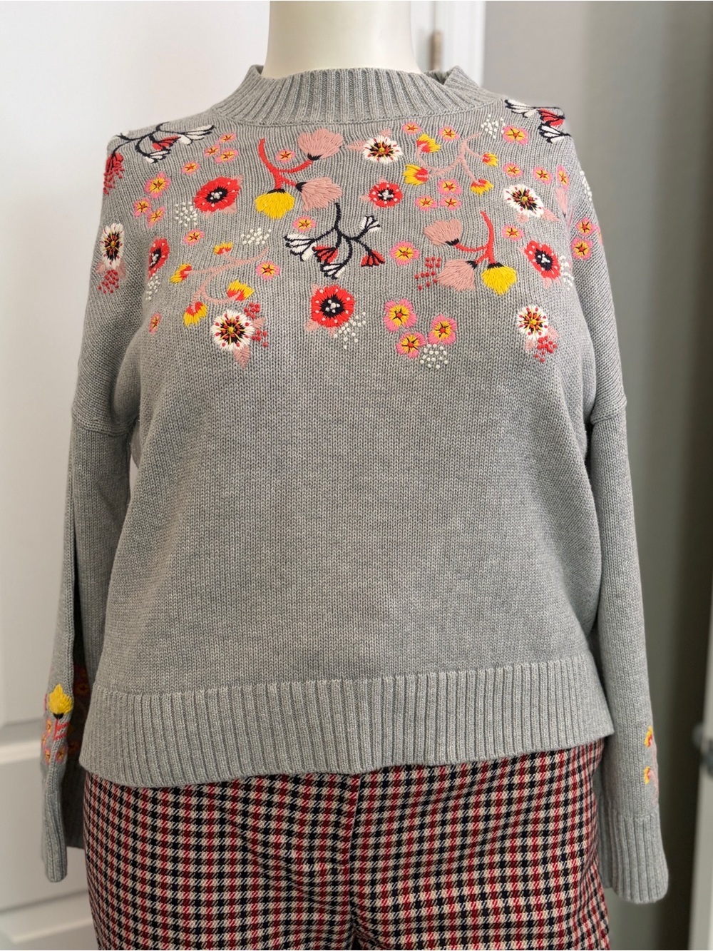 Boden Embroidered Floral Cotton Sweater Gray Butterfly Knit US 14
